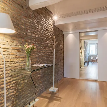 Campo De' Fiori - Charme Holidays Apartment *