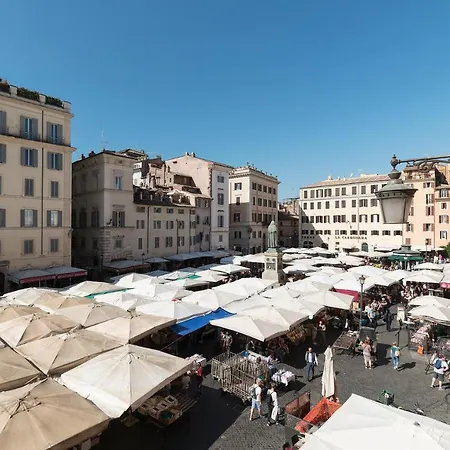 Campo De' Fiori - Charme Holidays Apartment